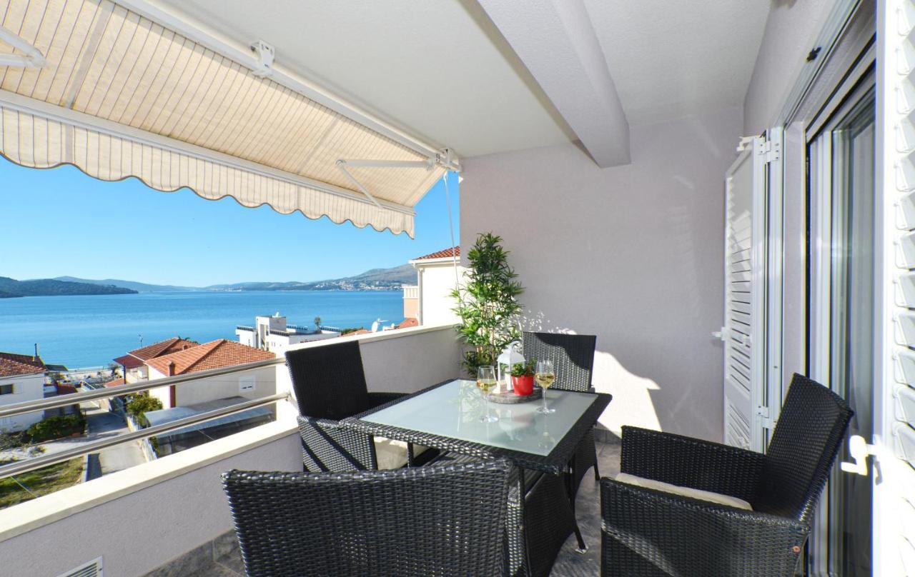 Copacabana Beach Apartments Trogir Dış mekan fotoğraf