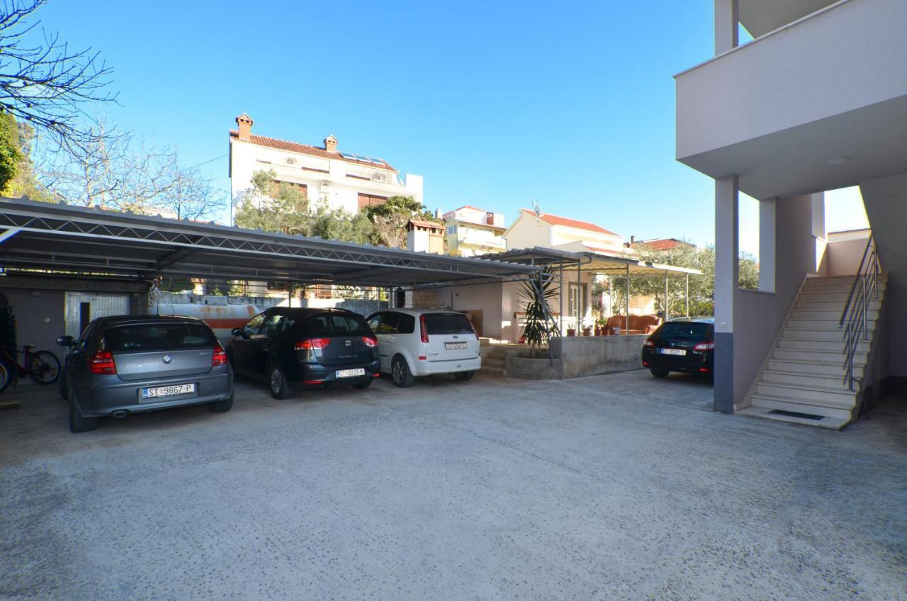 Copacabana Beach Apartments Trogir Dış mekan fotoğraf