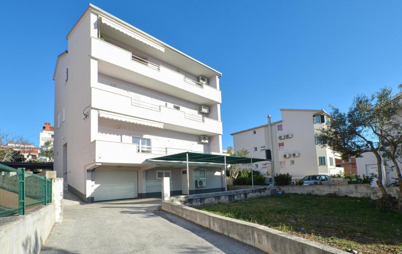 Copacabana Beach Apartments Trogir Dış mekan fotoğraf