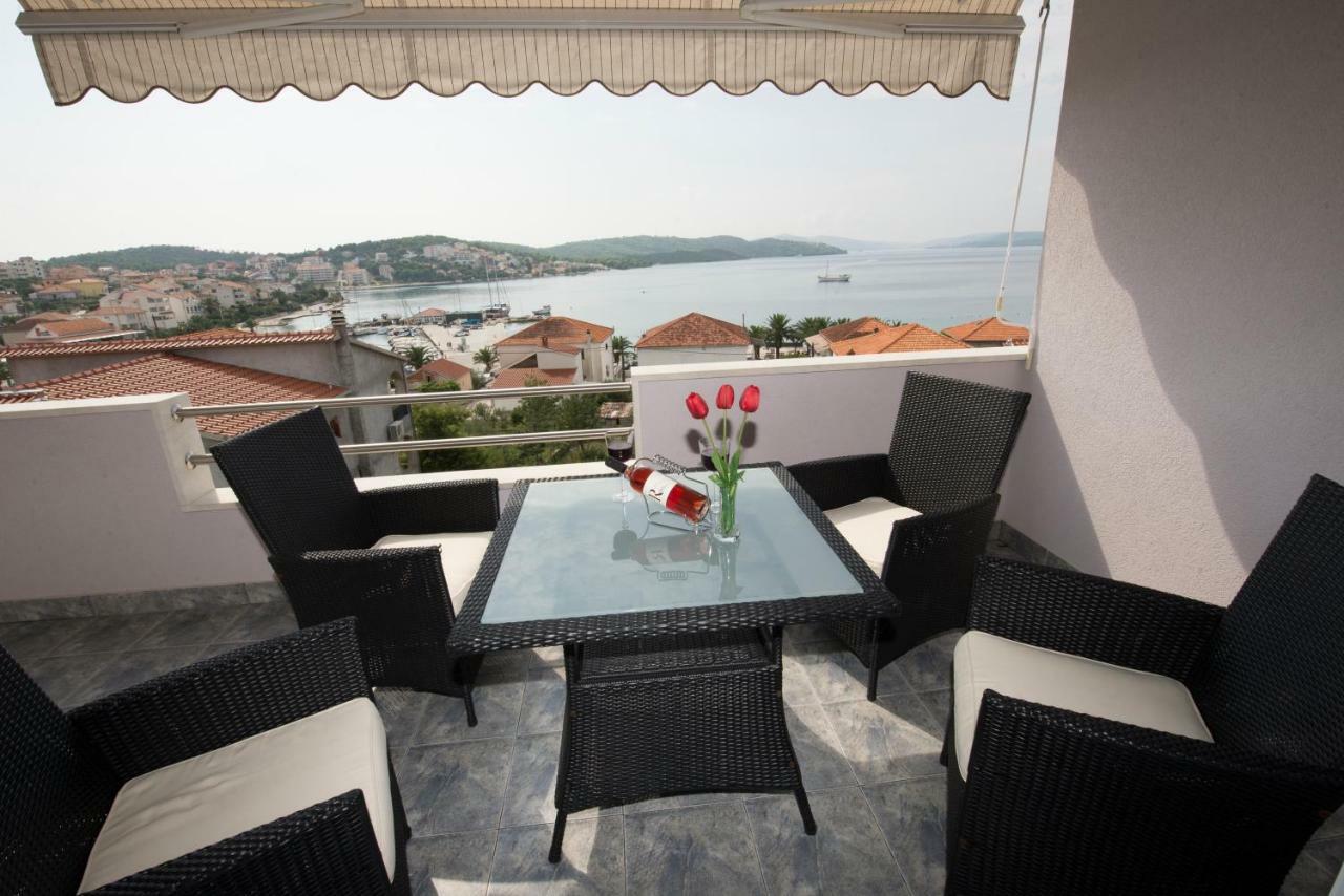 Copacabana Beach Apartments Trogir Dış mekan fotoğraf